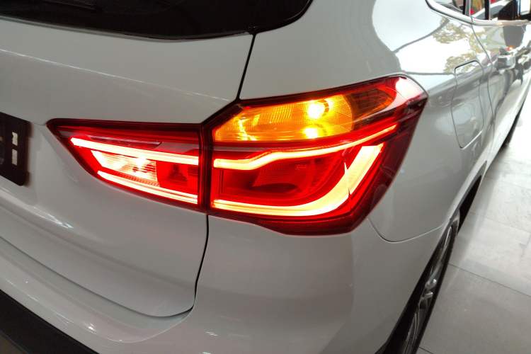 Used BMW X1 2019 sDrive20Li Leading Model
