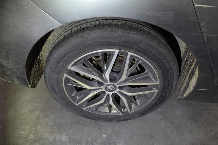 Used BYD Qin PLUS 2021 DM-i 55KM Flagship Model
