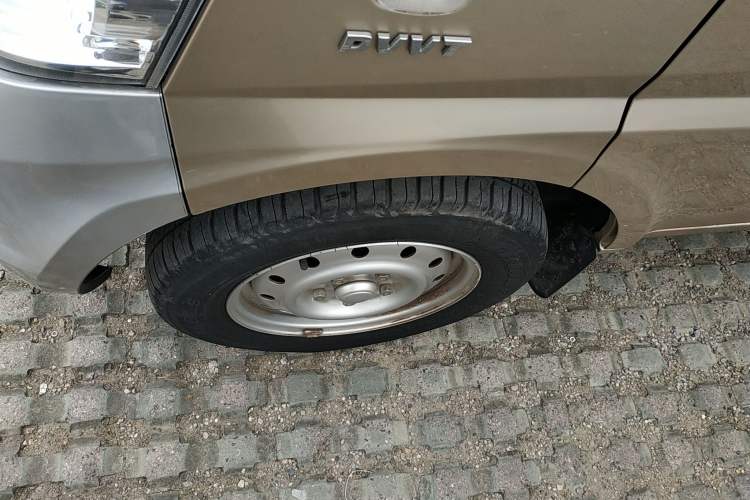 Used Wuling Rongguang 2021 1.5L Extended Standard Version with Air Conditioning – L3C
