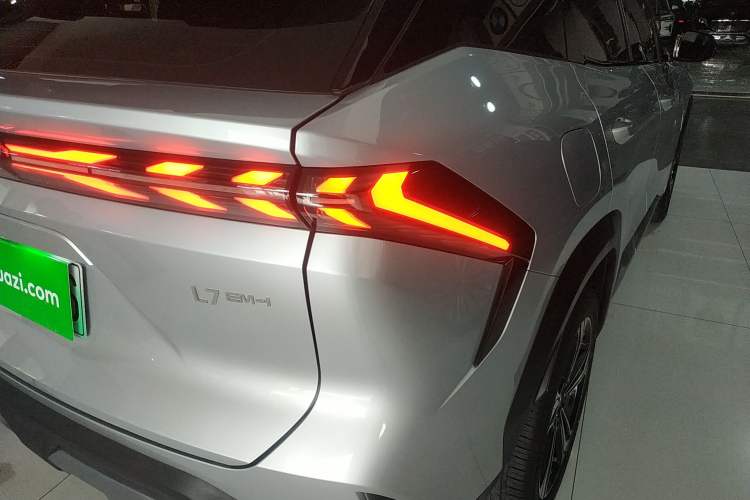 Used  L7 2025 EM-i 115km Exploration+ Edition