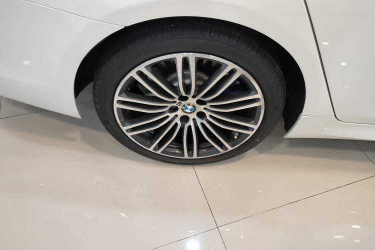 Used BMW 5 Series 2019 530i M Sport Package
