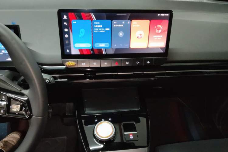 Used MG 4 EV 2023 415 km Range Sea-Faring Champion Edition