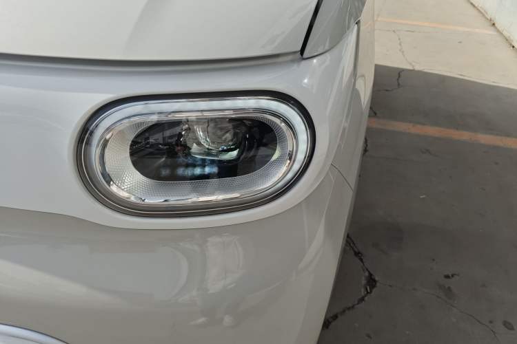 Used Wuling Hongguang MINIEV 2024 3rd Generation 215km Youth Edition
