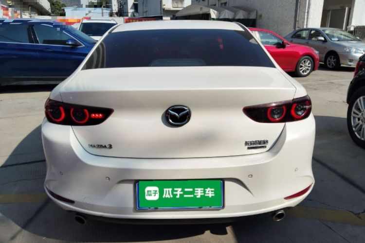 Used Mazda Mazda 3 Axela 2022 2.0L Automatic Zhiyao Obsidian Edition
