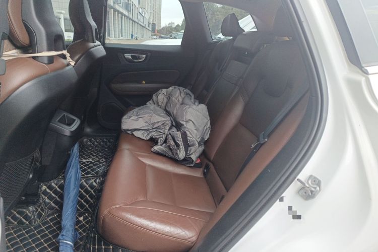 Used Volvo XC60 2018 T5 4x4 Zhiyi Edition