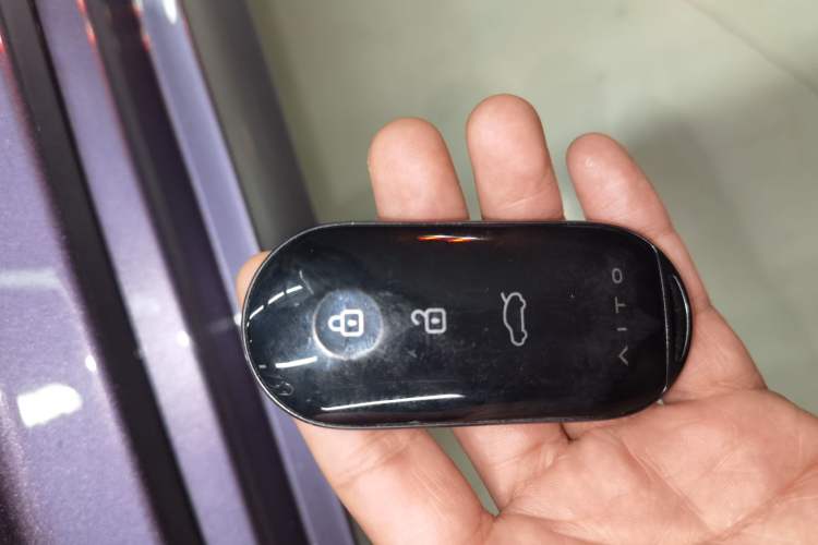 Used Hima AITO M5 2025 Extended-Range Ultra All-Wheel-Drive Version
