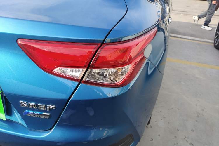 Used Nissan Lannia 2019 1.6L CVT Smart Connect Smart Cool Version China VI Standard
