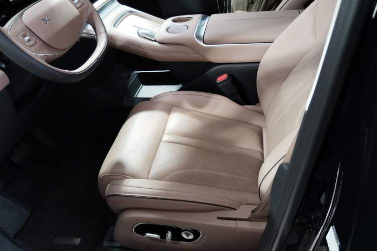 Used XPeng X9 2025 740 Ultra-Long Range Max