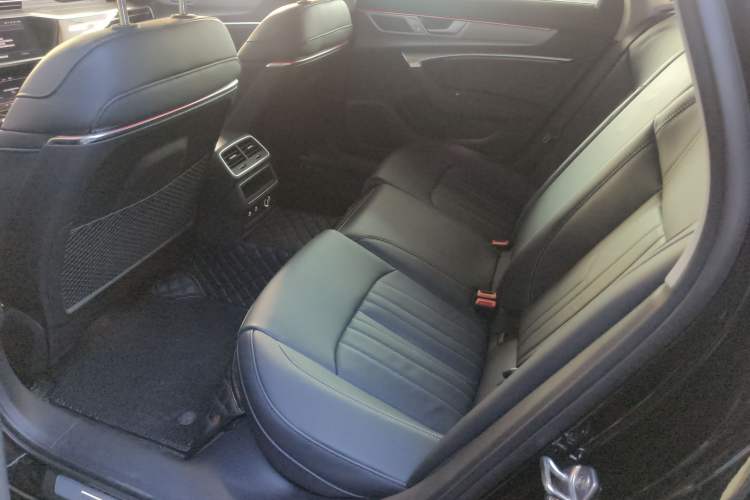 Used Audi A6L 2024 40 TFSI Luxury Prestige Edition
