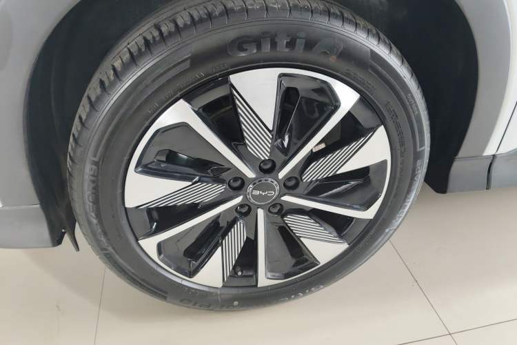 Used BYD Song PLUS New Energy 2025 DM-i Intelligent Driving 160KM Flagship Model
