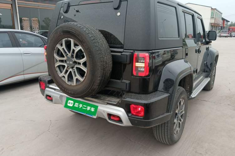 Used Beijing Auto BJ40 2020 2.0T Automatic Four-Wheel Drive Urban Hunter Edition Chivalrous Type
