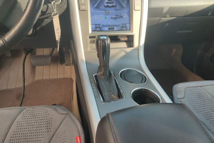 Used Ford Edge 2012 2.0T Elite Edition
