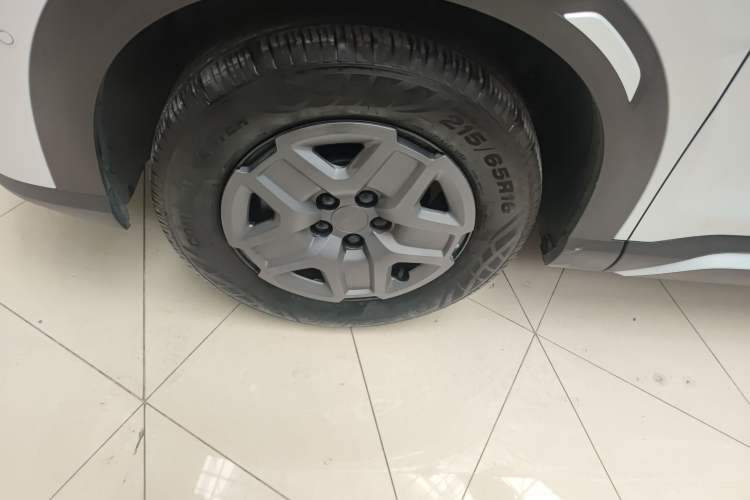 Used BYD Yuan UP 2025 Intelligent Driving Version 401 KM Dynamic Edition
