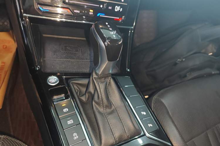 Used Volkswagen Passat 2022 330TSI Starry Luxury Edition
