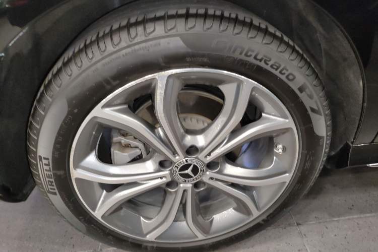 Used Mercedes-Benz E-Class 2023 Restyled E 300 L Sporty and Stylish Edition
