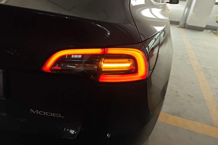 Used Tesla Model Y 2024 Rear-Wheel-Drive Version