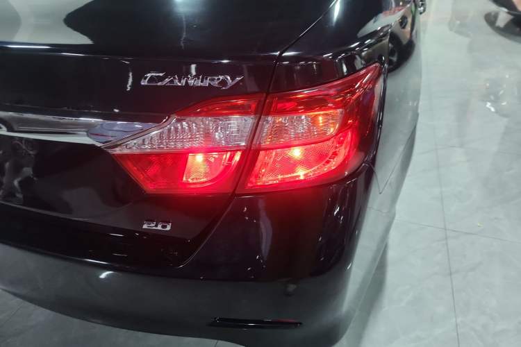 Used Toyota Camry 2013 2.0G Comfort Edition
