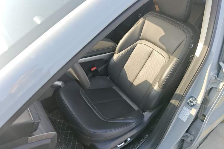 Used Wuling Xingguang 2024 Co-Creation Edition 510 Advanced Model