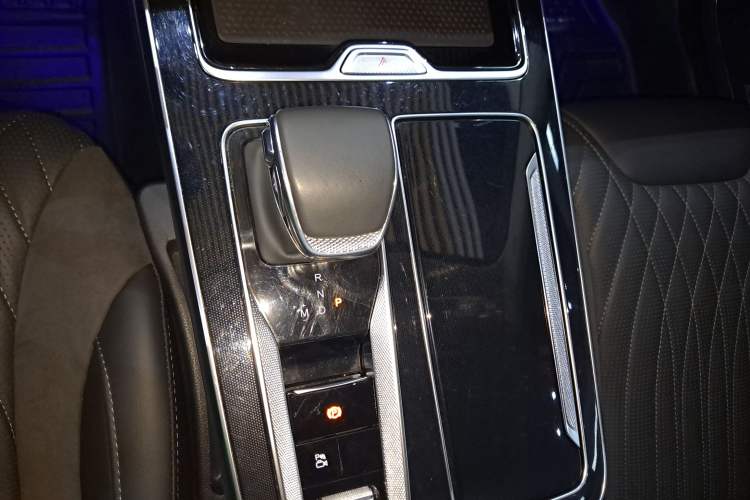 Used Hongqi HS5 2023 2.0T Qixiang Pro Edition