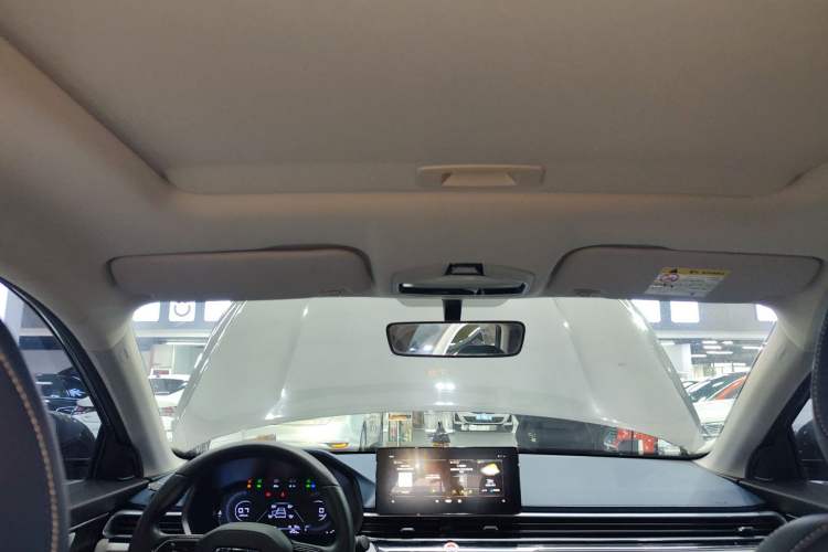 Used Geely Auto Emgrand 2022 4th Generation 1.5L CVT Flagship Model