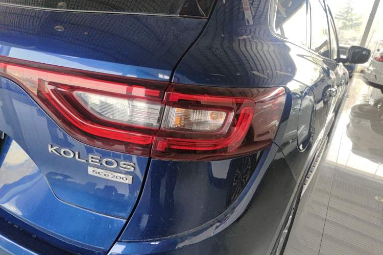 Used Renault Koleos 2017 2.0L Two-Wheel-Drive Leading Edition
