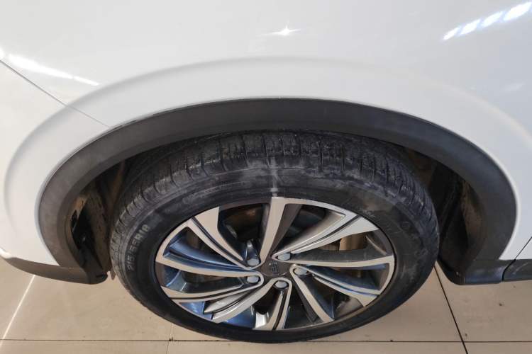 Used Geely Auto Coolray 2019 260T DCT Explorer China V Standard
