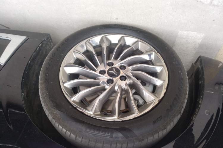 Used VOYAH Dream 2024 PHEV Ultra-Long Range Flagship Edition