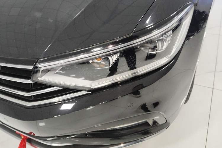 Used Volkswagen Magotan 2020 330TSI DSG Leading Model
