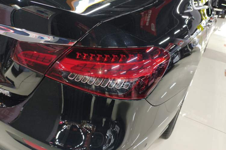 Used Mercedes-Benz E-Class 2022 Updated E 300 L Luxury Edition
