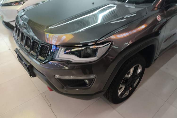 Used Jeep Compass 2017 200TS Automatic High-Performance All-Wheel Drive Edition
