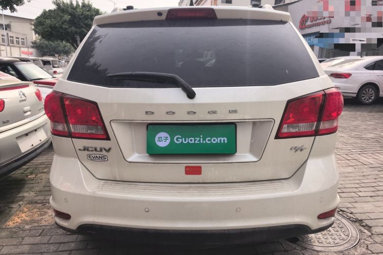 Used Dodge Journey 2013 2.4L Two-Wheel Drive Luxury Version
