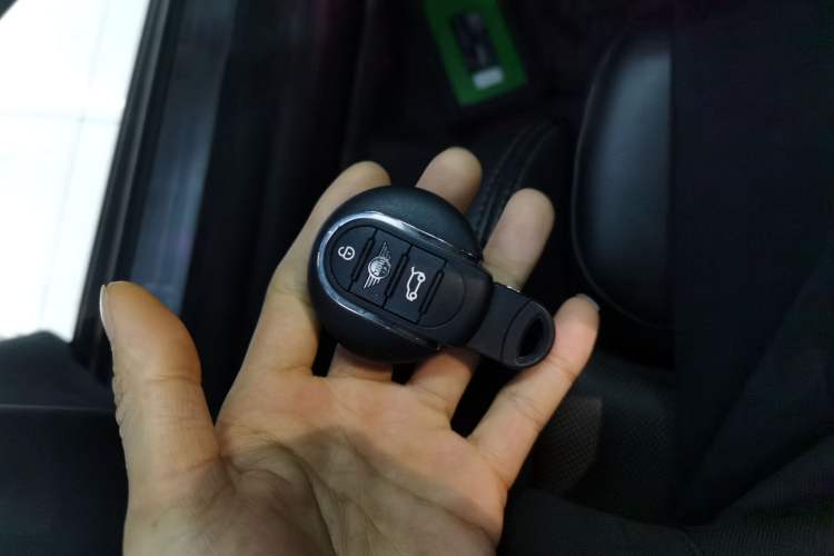 Used MINI MINI 2021 1.5T COOPER Classic Edition
