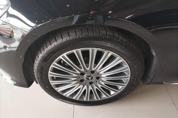 Used Mercedes-Benz E-Class 2021 E 300 L Stylish Model
