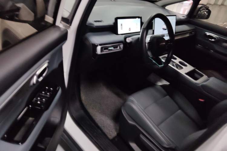 Used AION Y 2023 Plus 510 Enjoy Edition
