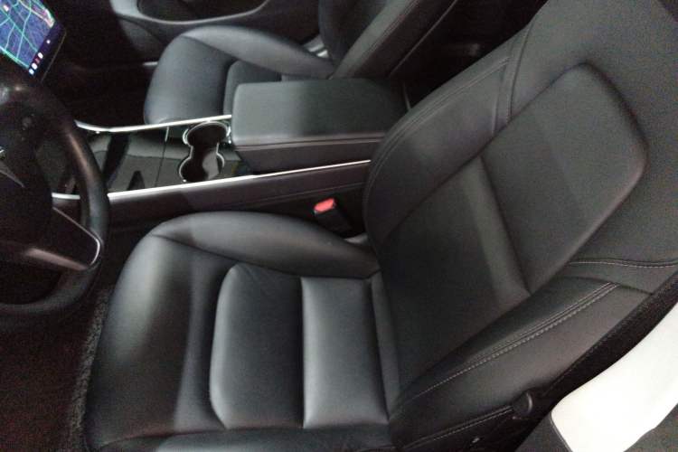 Used Tesla Model 3 2019 Long-Range Rear-Wheel-Drive Version
