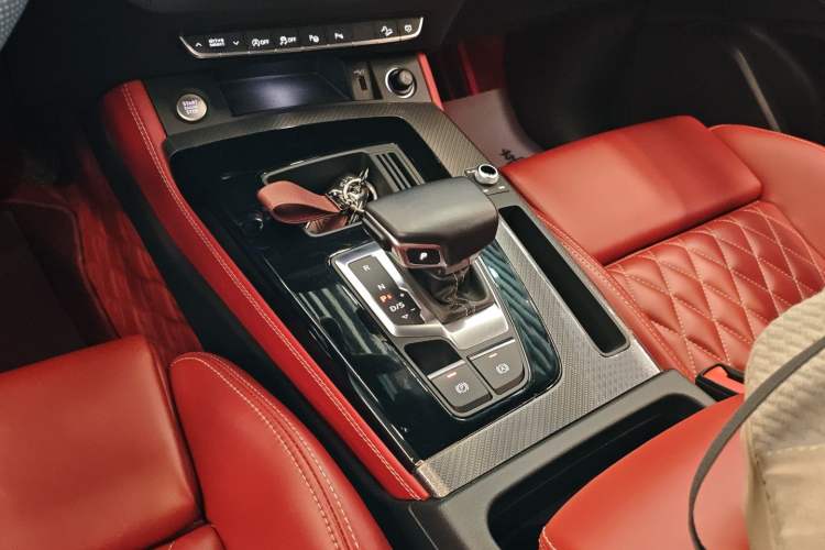 Used Audi Q5L Sportback 2022 40 TFSI Luxury Model
