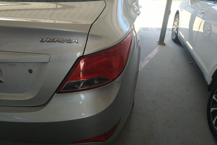 Used Hyundai Verna 2014 1.4L Manual Smart GLS Trim
