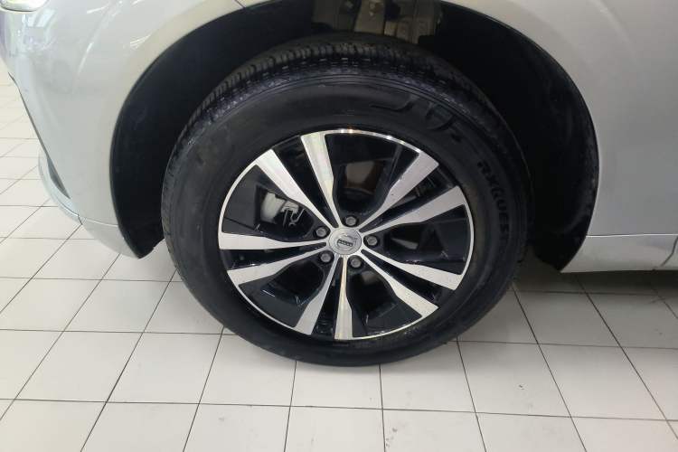 Used Volvo XC60 2024 B5 4x4 Smart Luxury Edition
