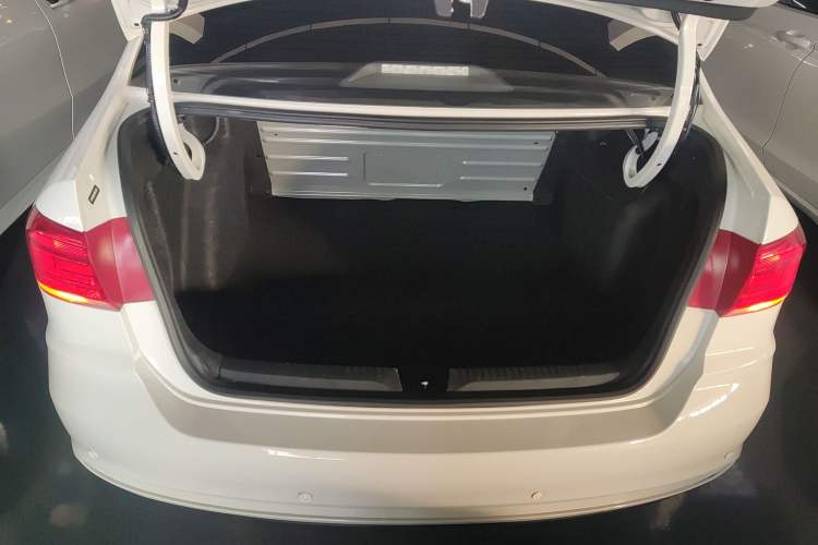 Used Volkswagen Santana 2021 1.5L Automatic Fashion Edition