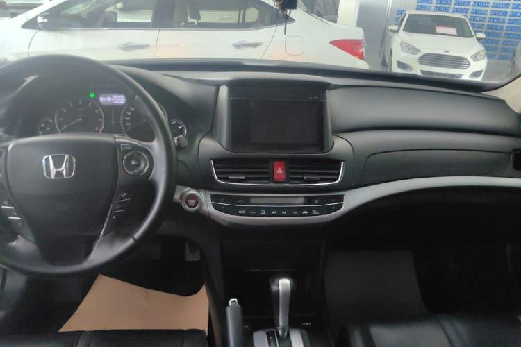 Used Honda Crosstour 2016 2.4L Luxury Edition
