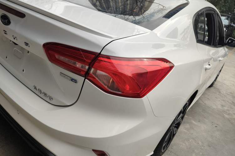 Used Ford Focus 2020 Sedan EcoBoost 180 Automatic ST Line
