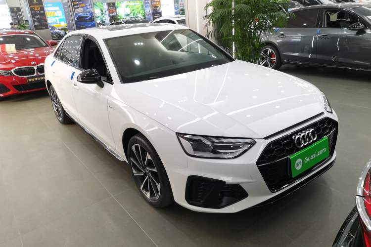 Used Audi A4L 2023 40 TFSI Luxury Dynamic Model
