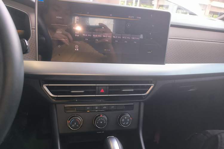 Used Volkswagen Lavida 2023 300TSI DSG Full-Comfort Edition
