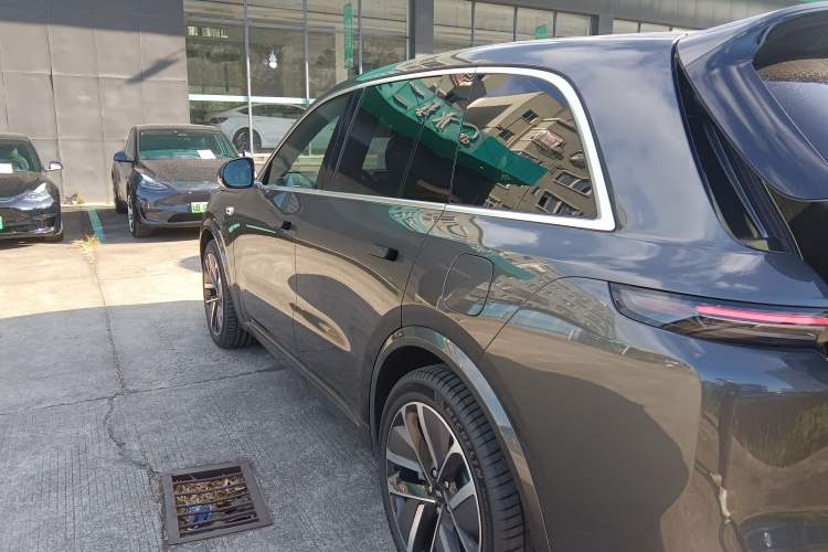 Used Li Auto L8 2024 Ultra Model
