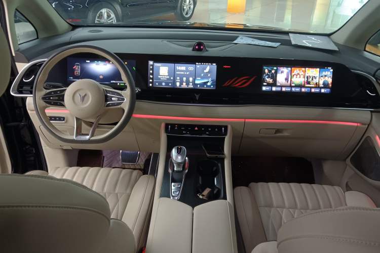 Used VOYAH Dream 2022 0-Carbon Edition Dream+ Smart Enjoyment Package 475 km