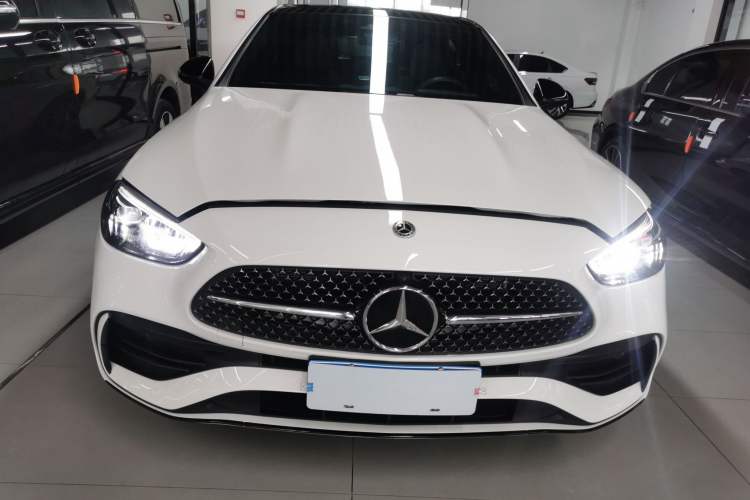 Used Mercedes-Benz C-Class 2024 Second Facelift C 260 L Starry Night Sport Edition

