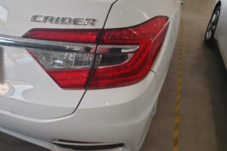 Used Honda Crider 2015 1.8L automatic comfort version
