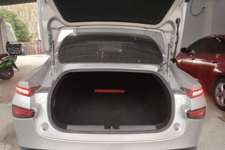 Used XPeng P7 2022 670N+