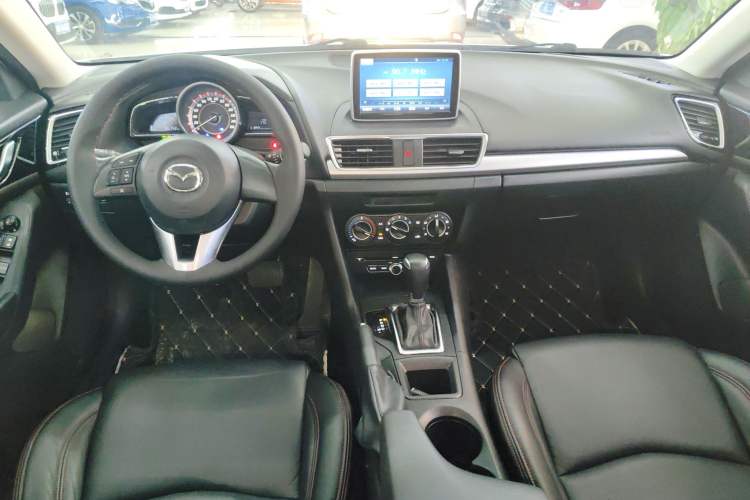 Used Mazda Mazda 3 Axela 2016 Sedan 1.5L Automatic Comfort Model