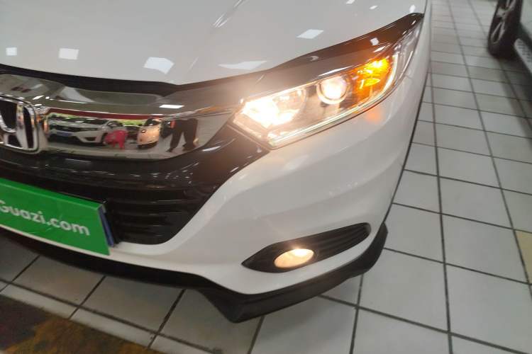 Used Honda Vezel 2020 1.5L CVT Pioneer Edition
